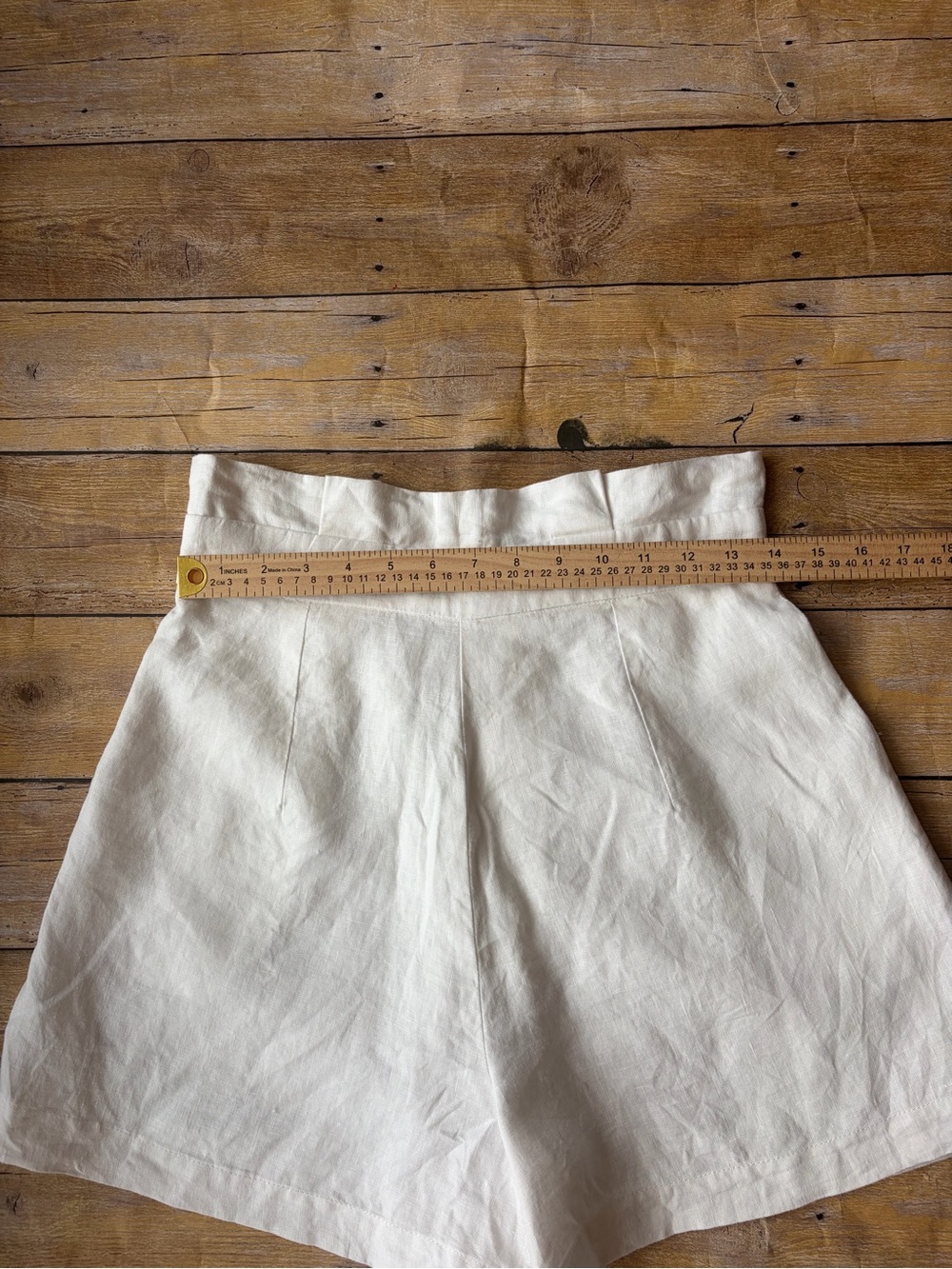 High-Waist White Paperbag Linen Shorts Size 6-EUC - Picture 4 of 7